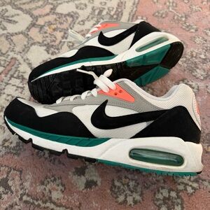 Nike Air Max Correlate